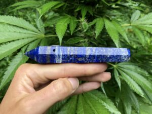The Healing Combination of Crystals and Cannabis